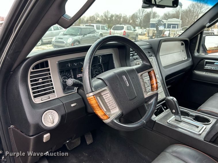 image for item NE9593 2007 Lincoln Navigator  SUV