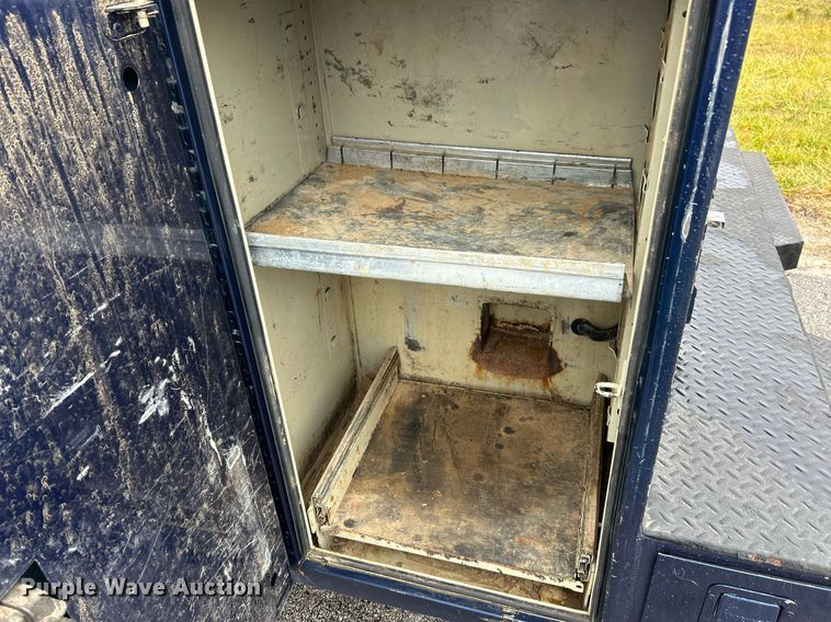 image for item NE9605 2012 Ford F550 XL Super Duty  Crew Cab utility / service truck