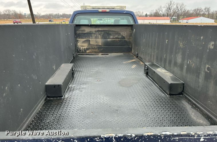 image for item NE9605 2012 Ford F550 XL Super Duty  Crew Cab utility / service truck