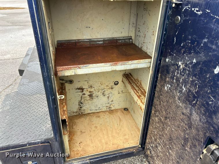 image for item NE9605 2012 Ford F550 XL Super Duty  Crew Cab utility / service truck