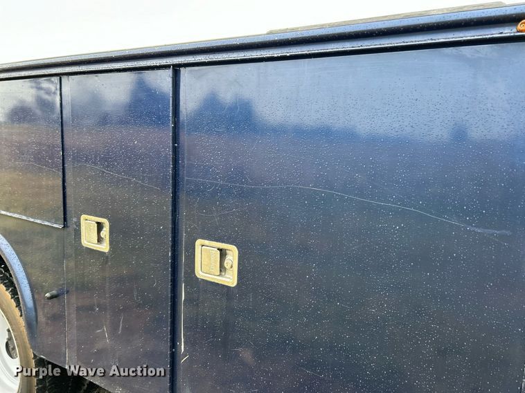 image for item NE9605 2012 Ford F550 XL Super Duty  Crew Cab utility / service truck