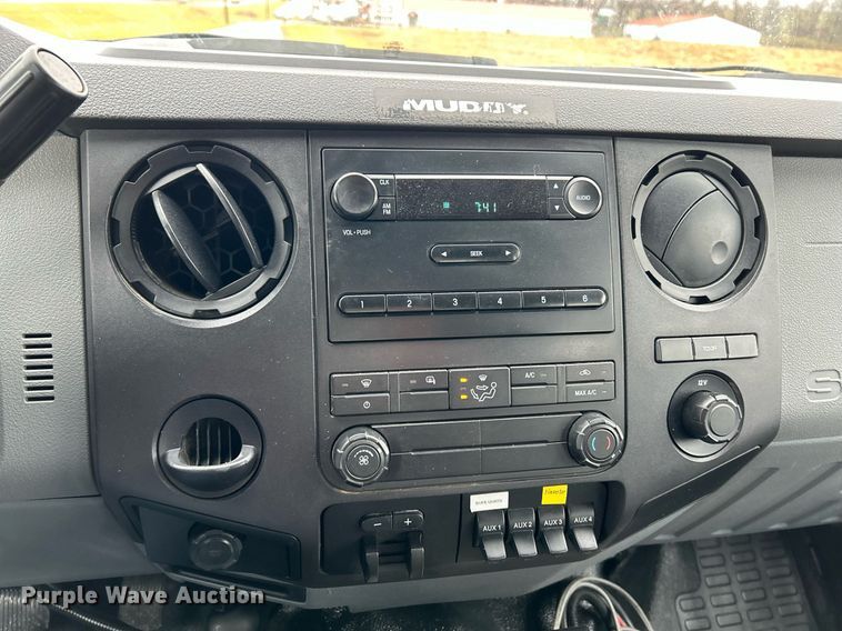 image for item NE9605 2012 Ford F550 XL Super Duty  Crew Cab utility / service truck