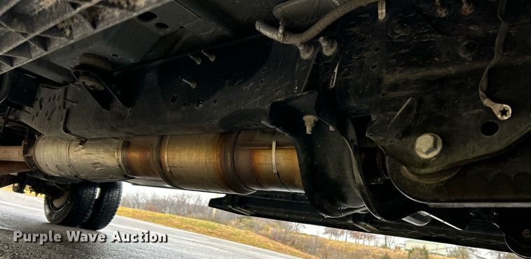 image for item NE9605 2012 Ford F550 XL Super Duty  Crew Cab utility / service truck