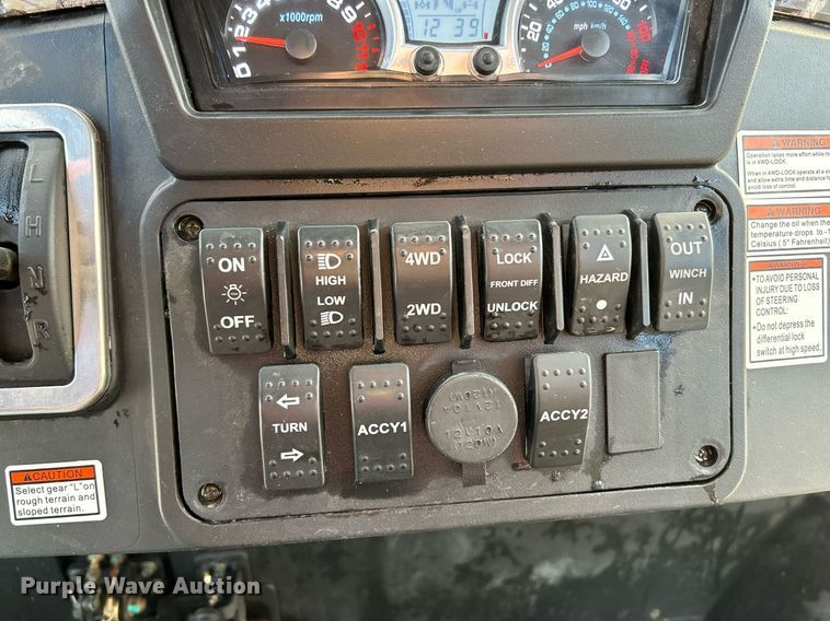 image for item NE9621 2018 Hisun Sector 750 crew  utility vehicle