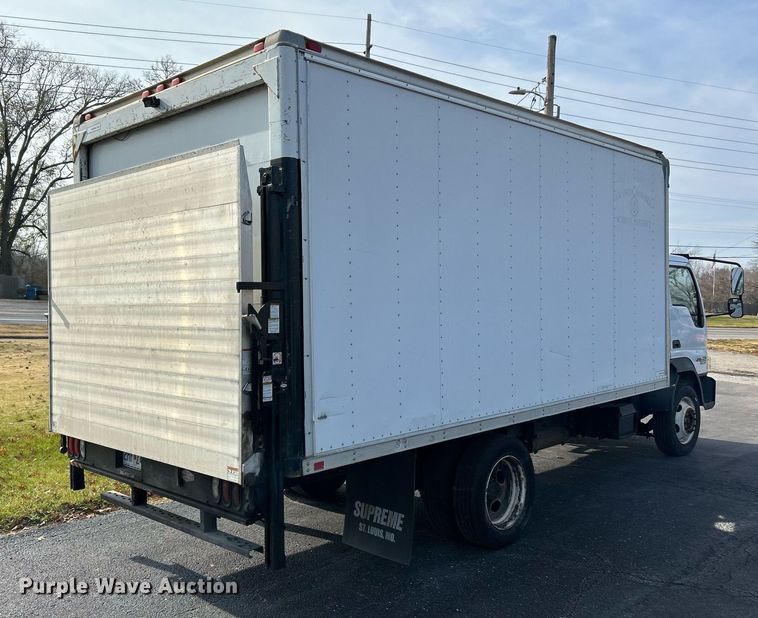 image for item NE9636 2006 Ford LCF  box truck