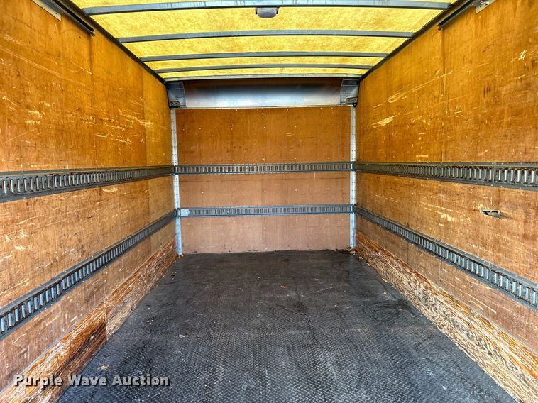 image for item NE9636 2006 Ford LCF  box truck