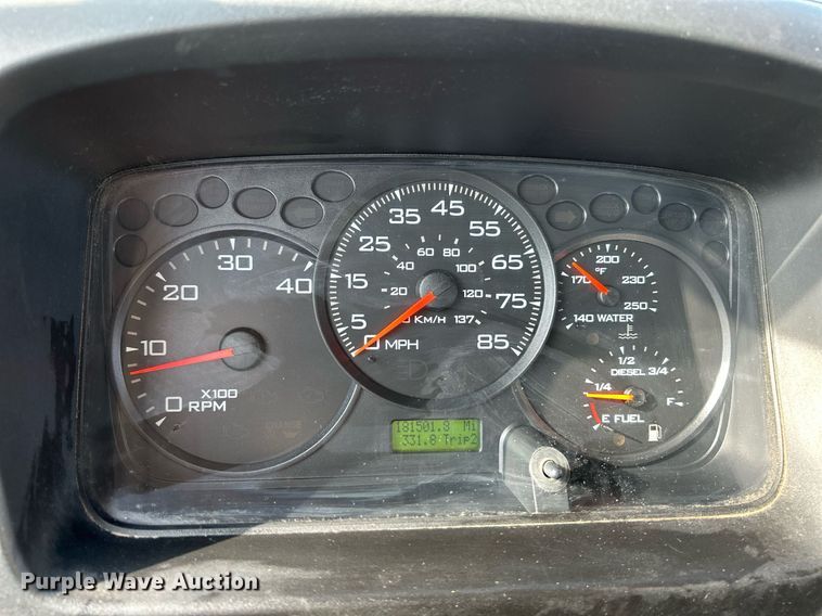 image for item NE9636 2006 Ford LCF  box truck