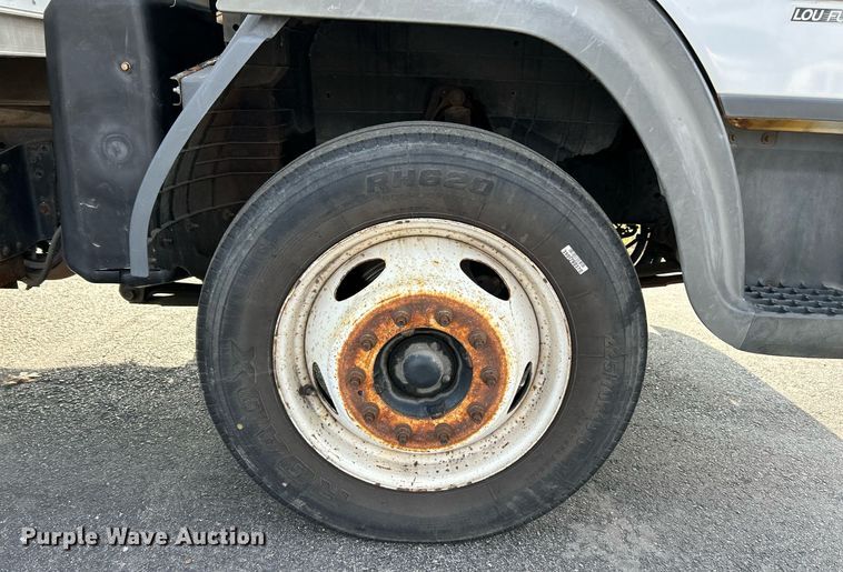 image for item NE9636 2006 Ford LCF  box truck