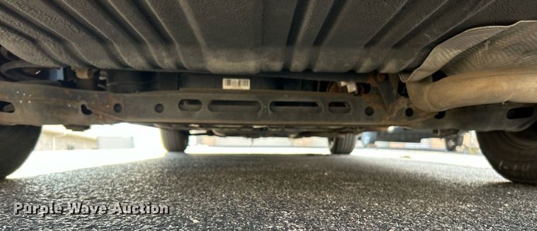 image for item NE9637 2012 Volkswagen Routan S  van