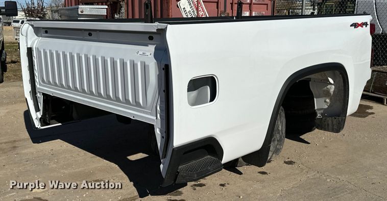 image for item NI9571 2024 Chevrolet Silverado  pickup bed