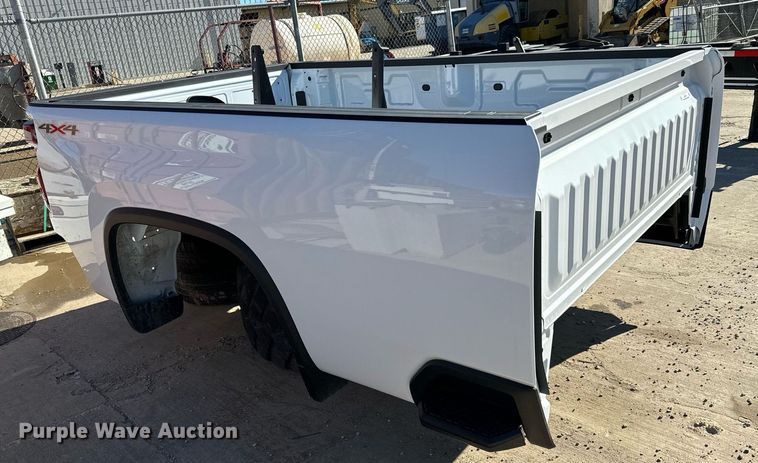 image for item NI9571 2024 Chevrolet Silverado  pickup bed