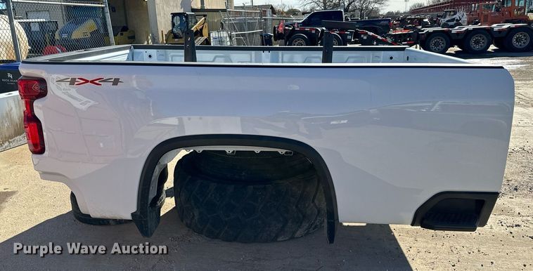 image for item NI9571 2024 Chevrolet Silverado  pickup bed