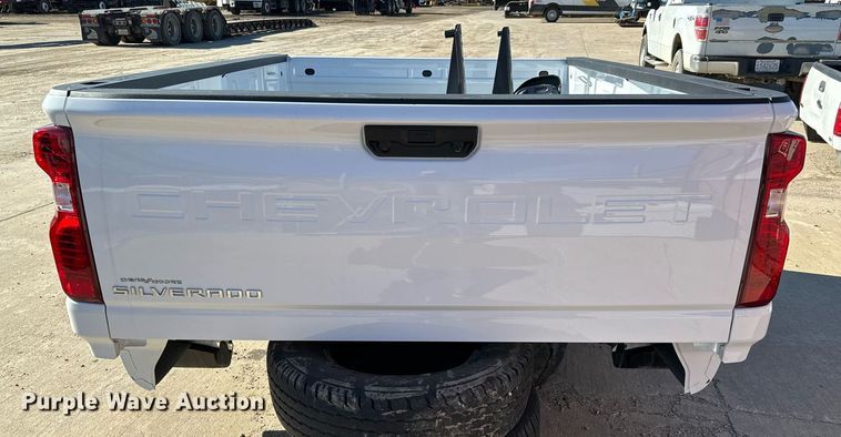 image for item NI9571 2024 Chevrolet Silverado  pickup bed