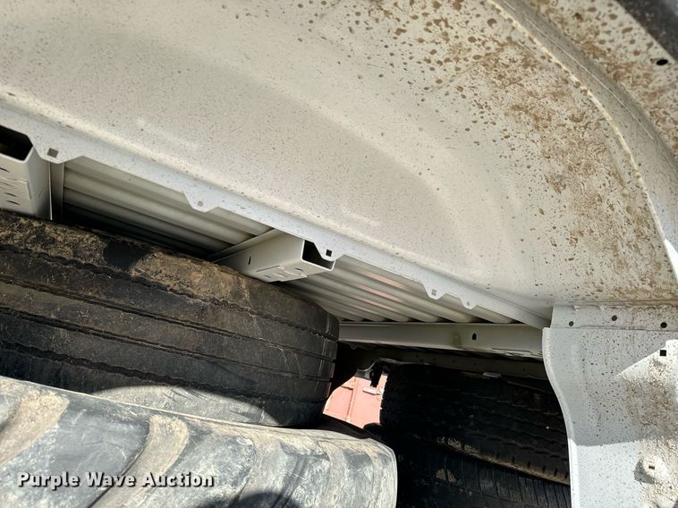 image for item NI9571 2024 Chevrolet Silverado  pickup bed