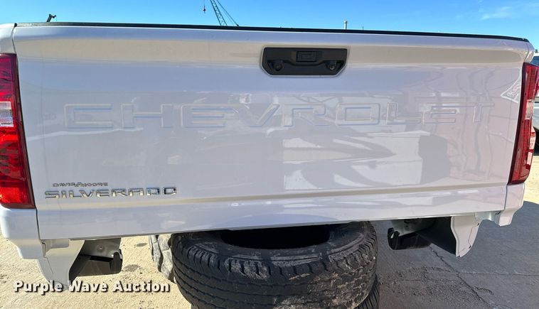 image for item NI9571 2024 Chevrolet Silverado  pickup bed
