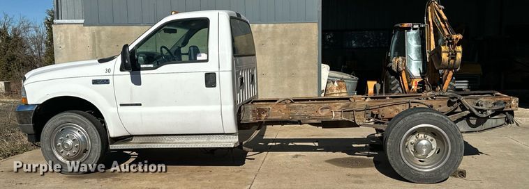 image for item NI9580 2002 Ford F550 Super Duty XL  truck cab and chassis