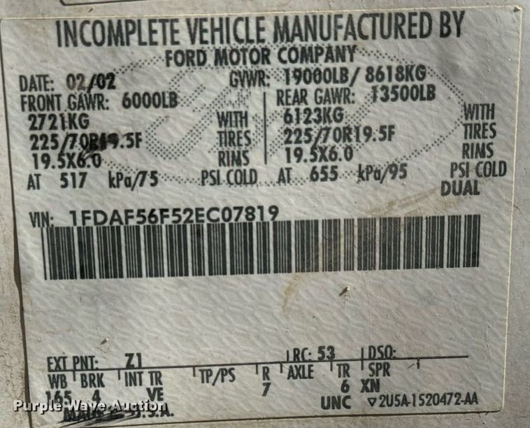 image for item NI9580 2002 Ford F550 Super Duty XL  truck cab and chassis