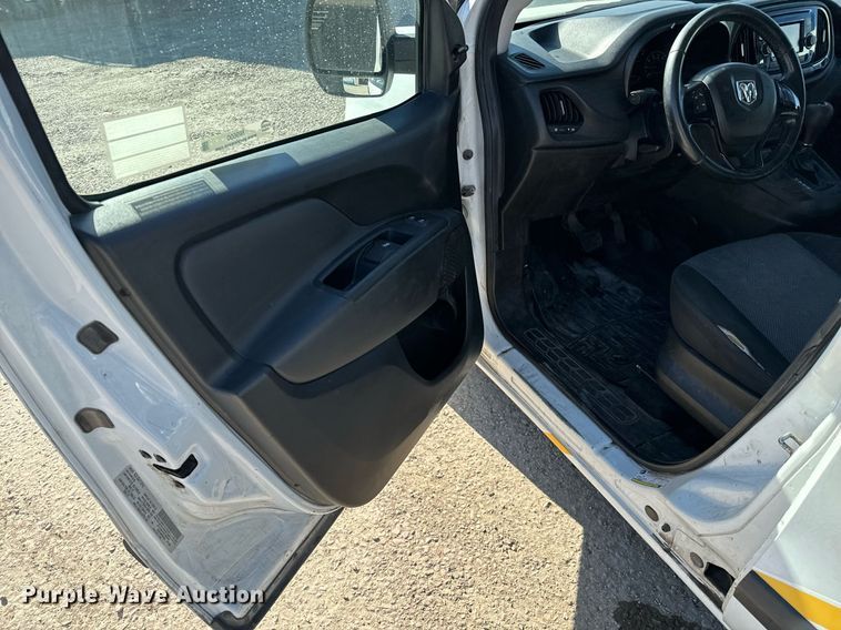 image for item NI9600 2017 Dodge Ram Promaster City  van