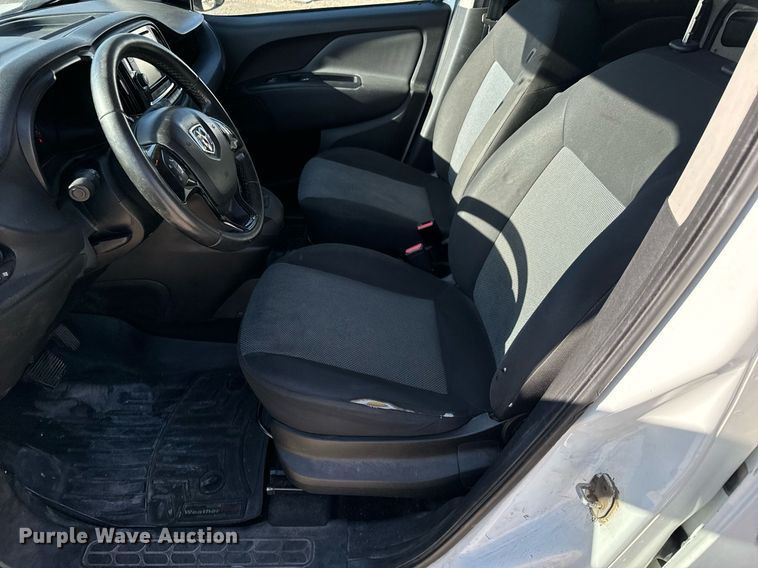 image for item NI9600 2017 Dodge Ram Promaster City  van