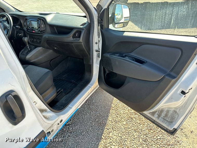 image for item NI9600 2017 Dodge Ram Promaster City  van