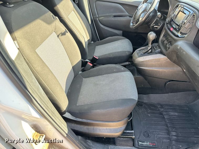 image for item NI9600 2017 Dodge Ram Promaster City  van