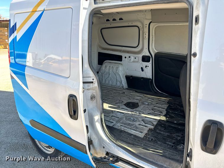 image for item NI9600 2017 Dodge Ram Promaster City  van