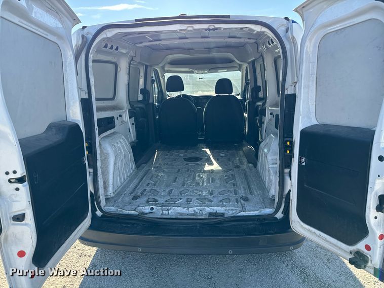 image for item NI9600 2017 Dodge Ram Promaster City  van