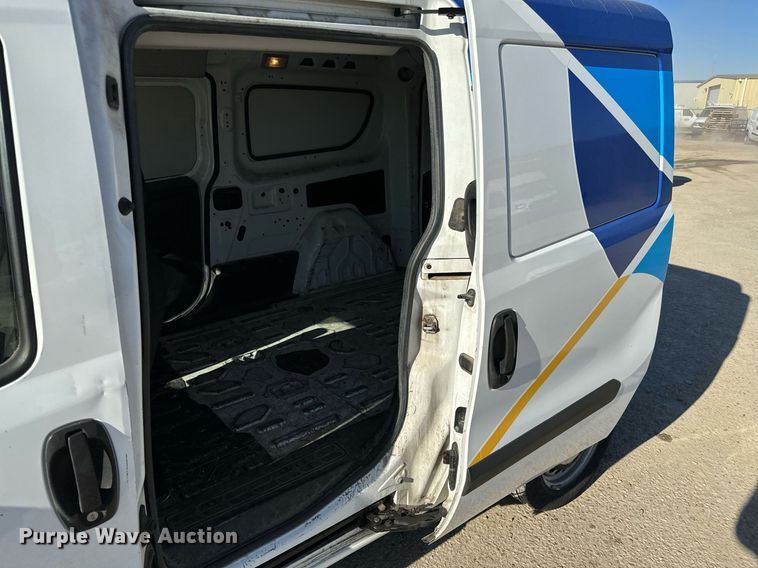 image for item NI9600 2017 Dodge Ram Promaster City  van