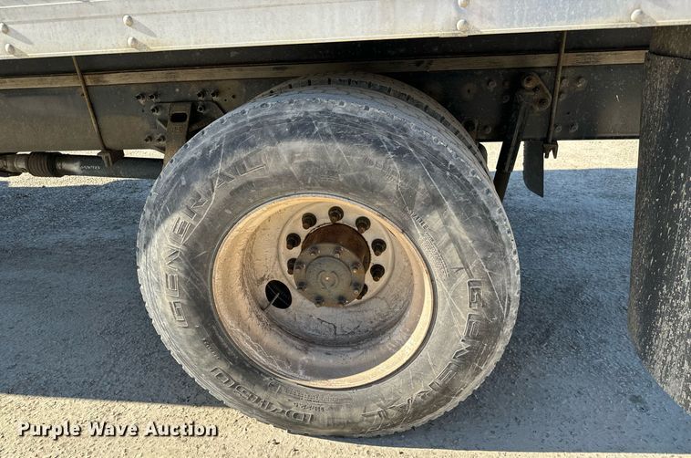 image for item NI9607 2017 Hino 338  box truck