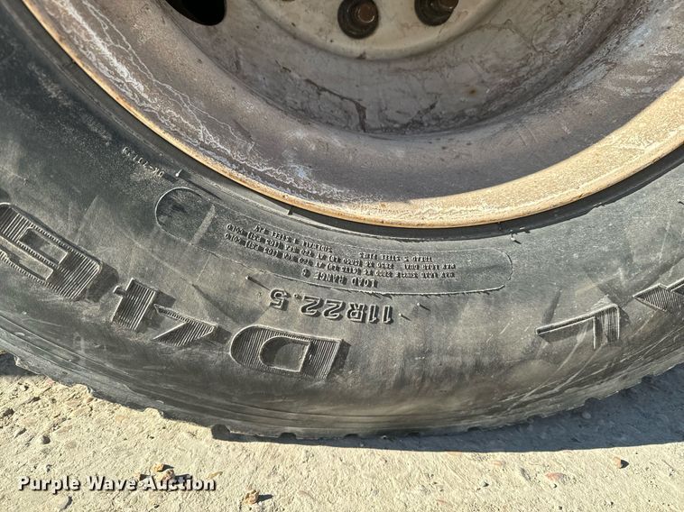 image for item NI9607 2017 Hino 338  box truck