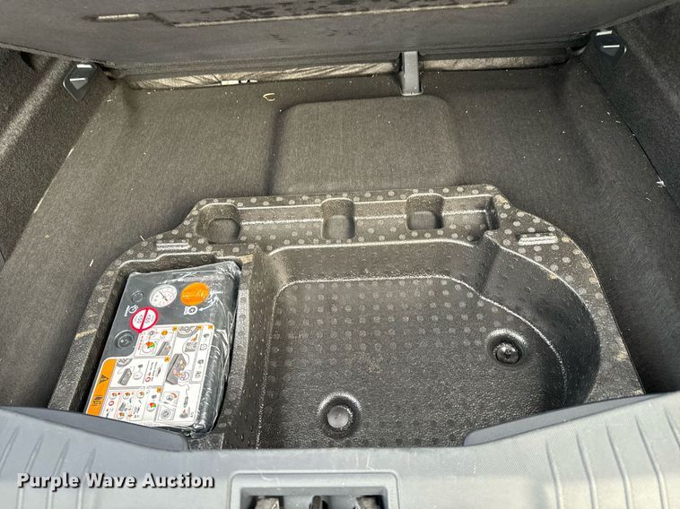 image for item NI9652 2021 Ford Mustang Mach E  SUV