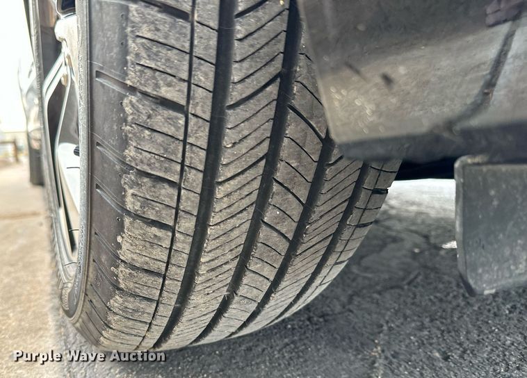 image for item NI9652 2021 Ford Mustang Mach E  SUV