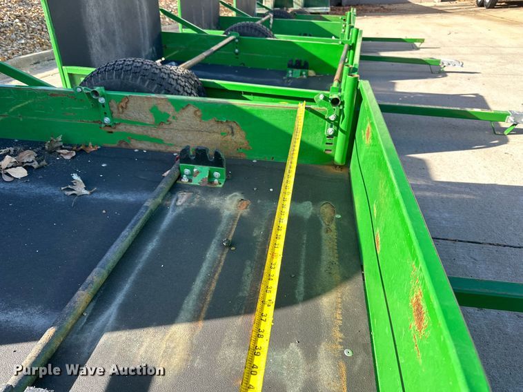 image for item NL9249 John Deere  wagons