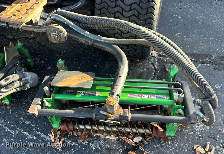 image for item NL9251 John Deere 3235C  reel mower