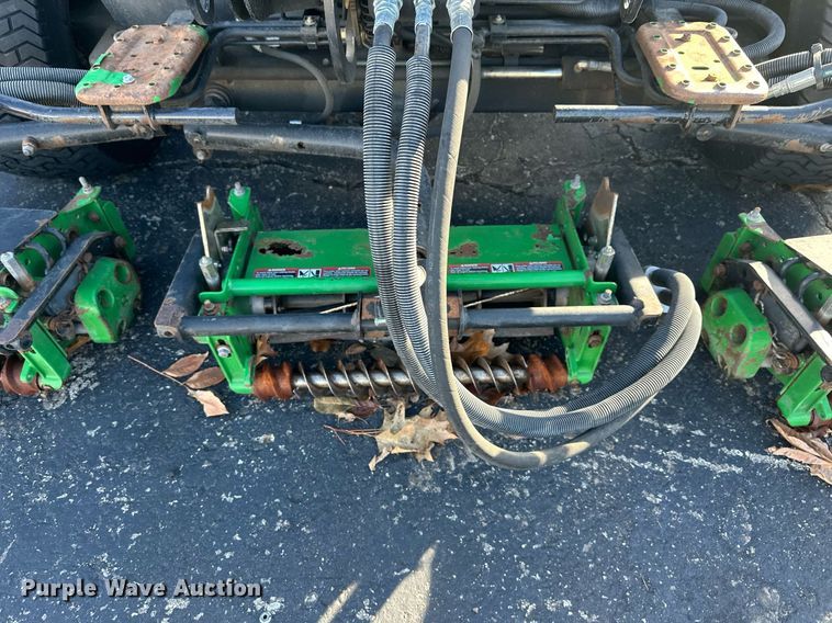 image for item NL9251 John Deere 3235C  reel mower