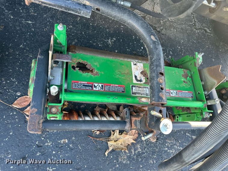 image for item NL9251 John Deere 3235C  reel mower