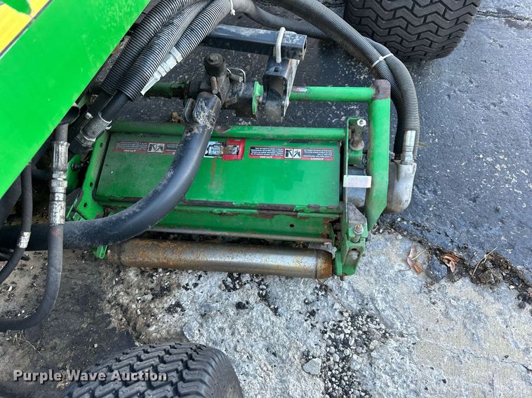 image for item NL9251 John Deere 3235C  reel mower