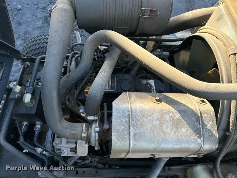 image for item NL9251 John Deere 3235C  reel mower