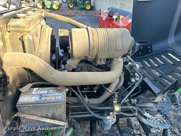 image for item NL9251 John Deere 3235C  reel mower