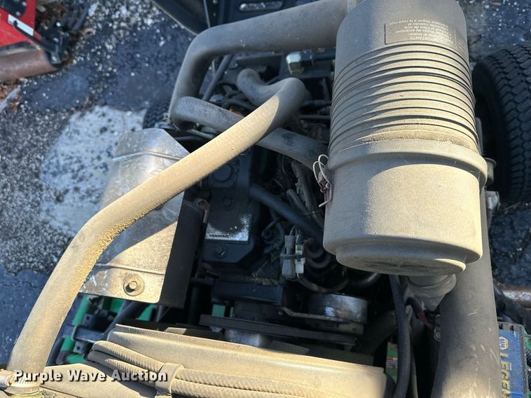 image for item NL9251 John Deere 3235C  reel mower