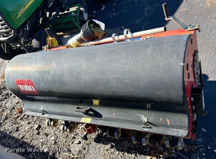 image for item NL9252 Toro Procore 660  aerator