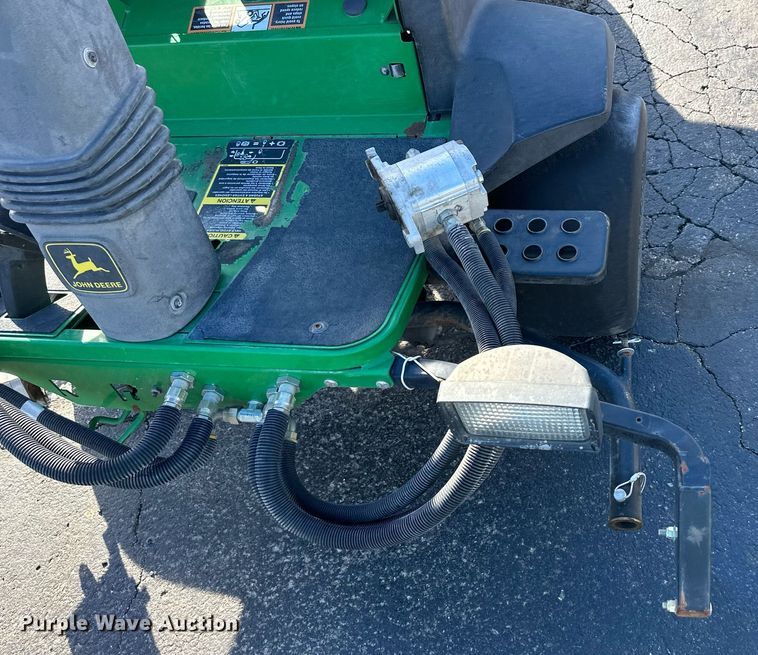 image for item NL9253 John Deere 2500  greens mower