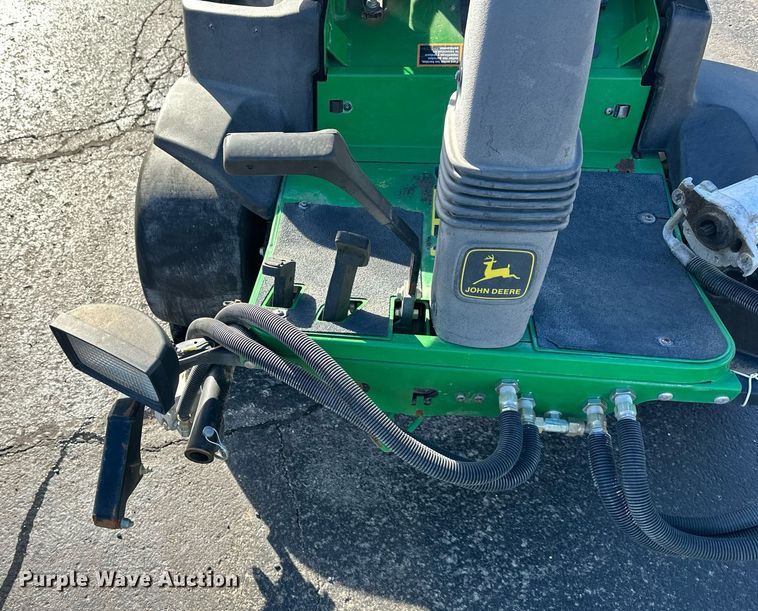 image for item NL9253 John Deere 2500  greens mower