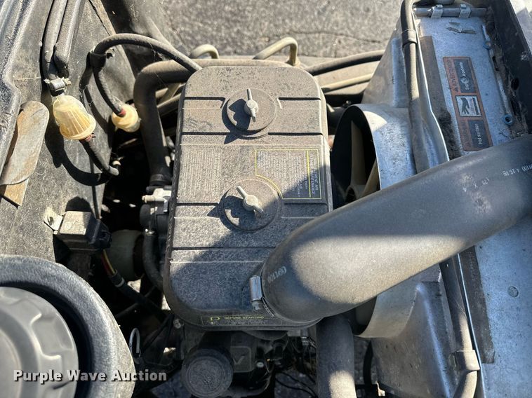 image for item NL9253 John Deere 2500  greens mower