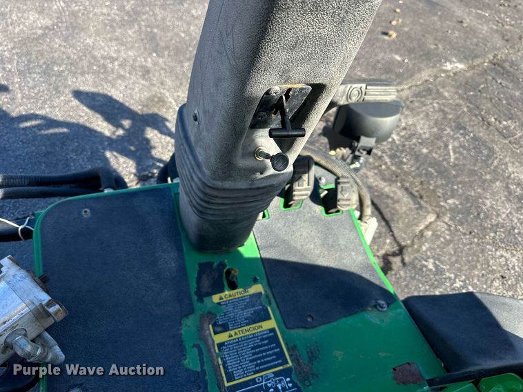image for item NL9253 John Deere 2500  greens mower