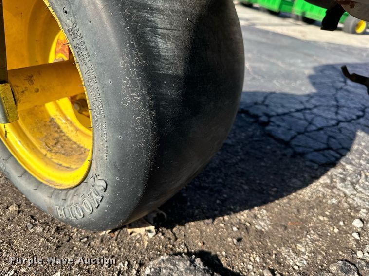 image for item NL9253 John Deere 2500  greens mower