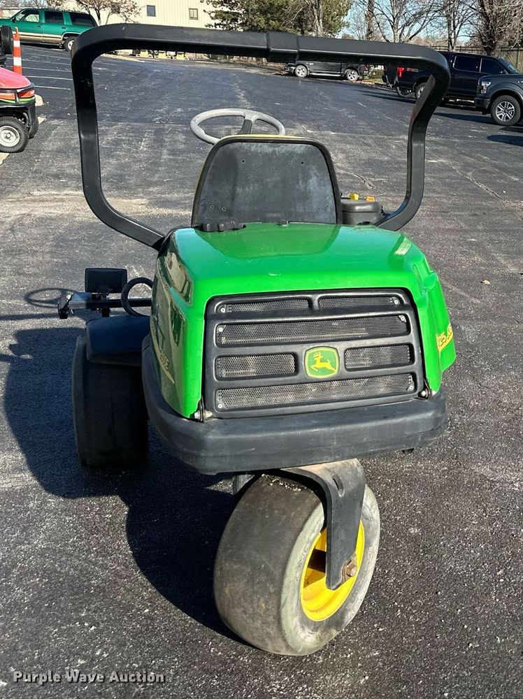 image for item NL9254 John Deere 2500E  greens mower