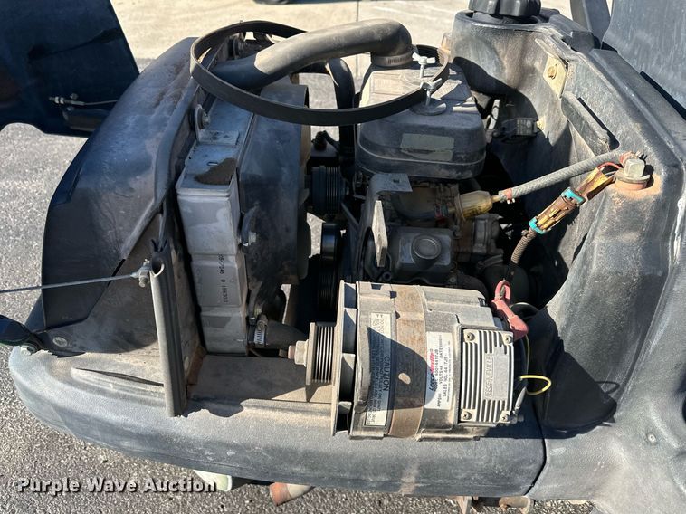 image for item NL9254 John Deere 2500E  greens mower