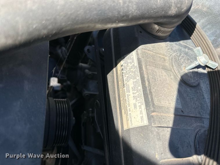 image for item NL9254 John Deere 2500E  greens mower