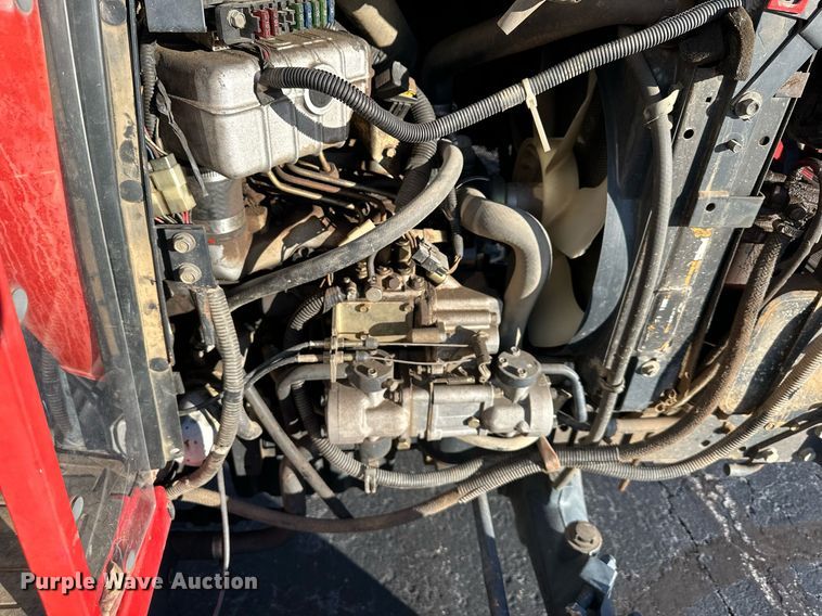 image for item NL9261 1999 Massey Ferguson 1260  MFWD tractor